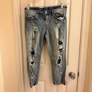 Vigoss Light Wash Distressed Jeans